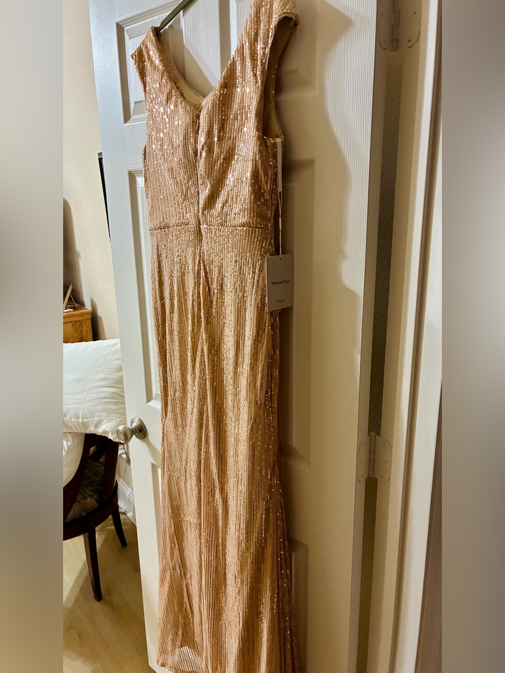 DreamyLily Women Golden Champagne Sequin Sleeveless Long A-line Gown Dress - Picture 8 of 10